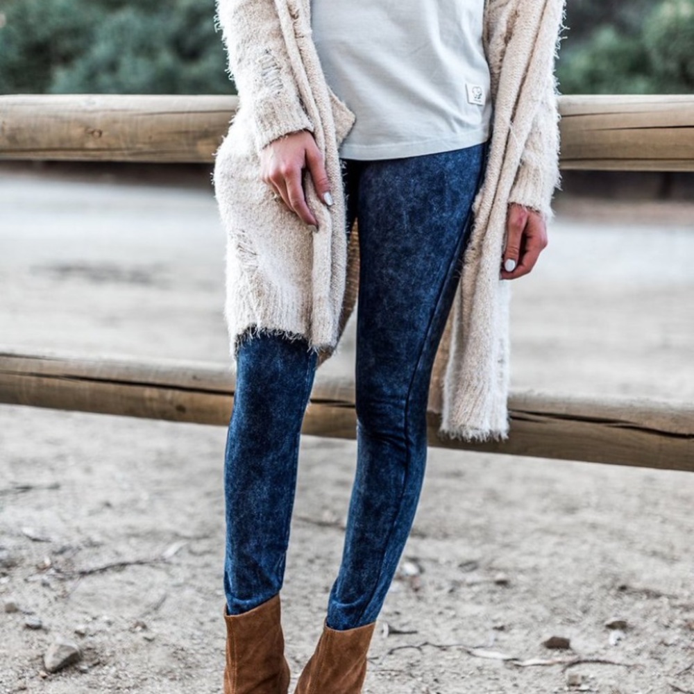 Ivory Ella Leggings
